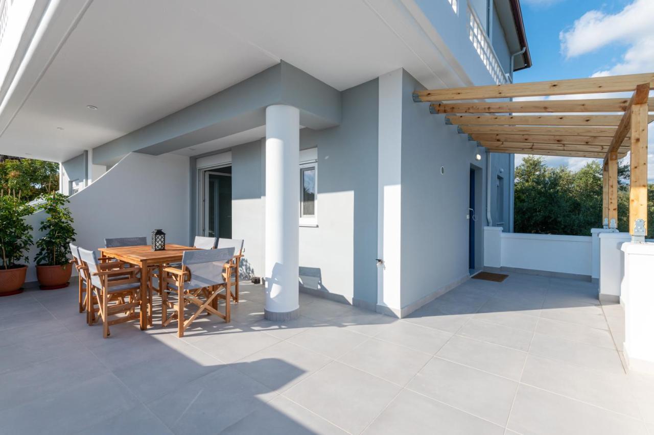 Rizes Seaside Homes Vromonérion المظهر الخارجي الصورة