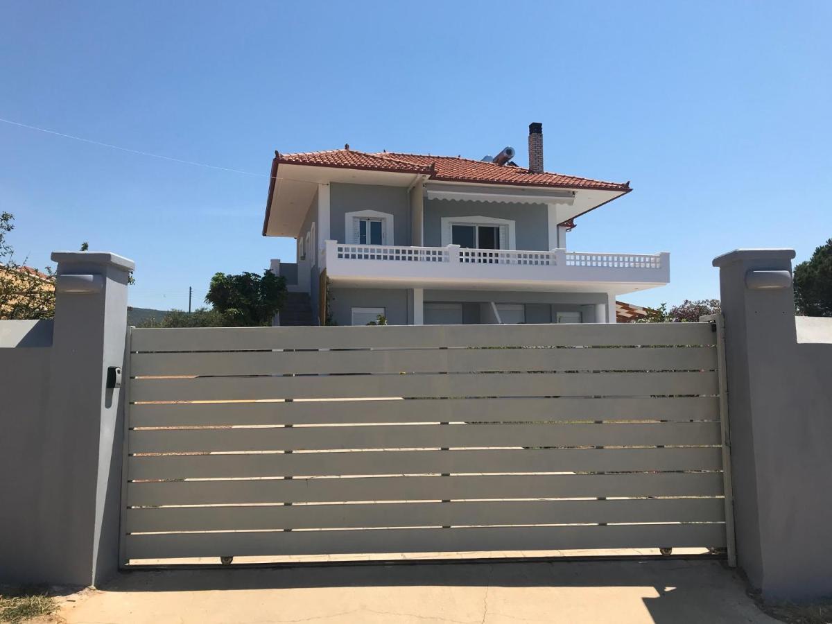 Rizes Seaside Homes Vromonérion المظهر الخارجي الصورة